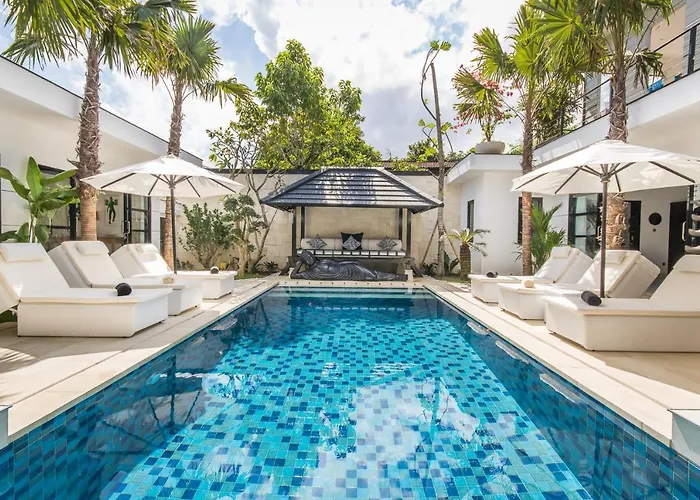 Lora Seminyak (Bali)
